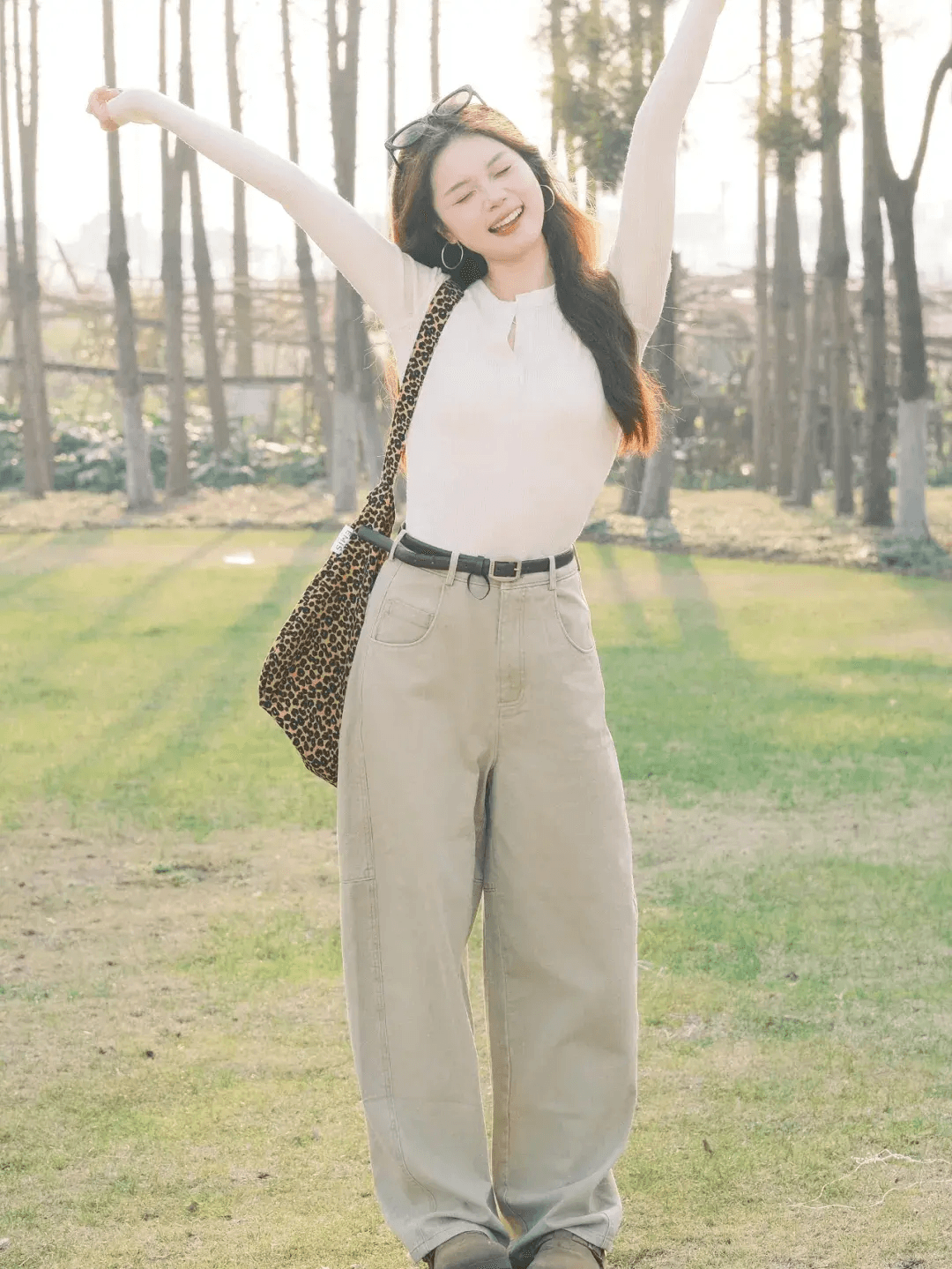 Lean Pillar Hair Tuck